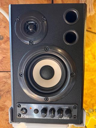 Behringer MS20 Monitores Activos Estudio