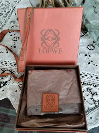 Tarjetero Loewe sin estrenar