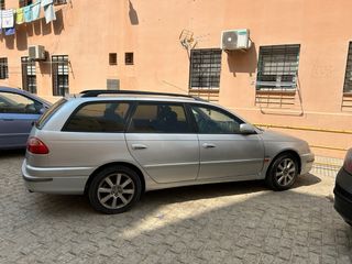 Toyota Avensis 2001