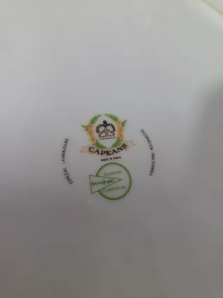 Jarra y Botella de Vidrio con Tapón