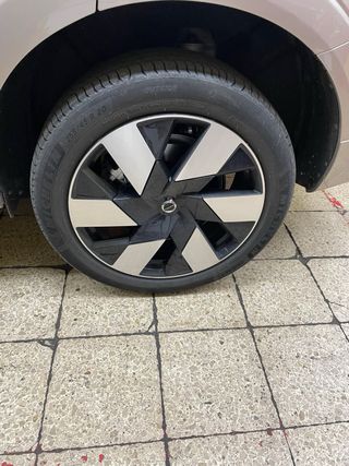 Juego Llantas aluminio 6 radios 8x20”