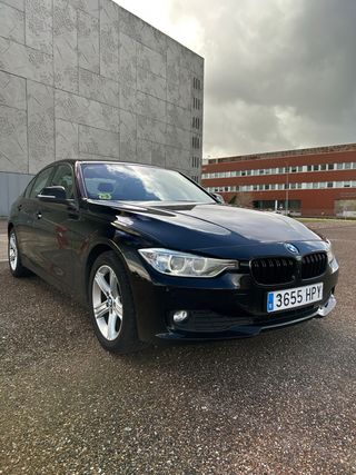 BMW Serie 3 318d – 2013– Manual – Excelente Estado