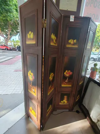 Biombo decorativo pintado a mano