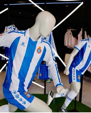 Camiseta RCDE Kelme Manga Larga Talla L SIN PUBLI