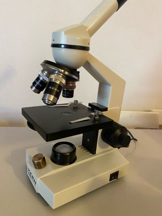 Microscopio casi nuevo