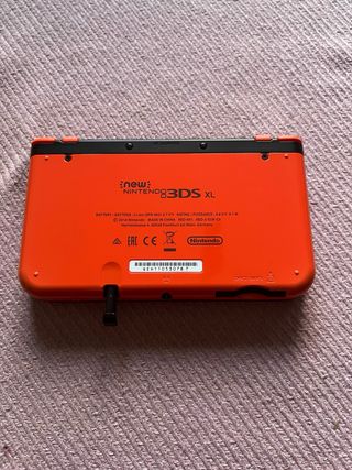 Nintendo New 3DS XL arancione