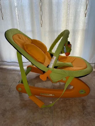 Balancín reclinable con música