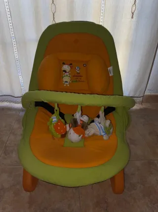 Balancín reclinable con música