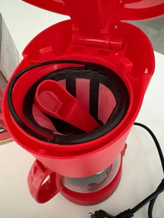 Cafetera Eléctrica iWotto 6 Tazas Roja