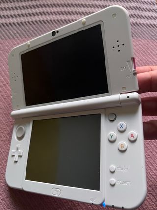 Nintendo New 3DS XL rosa