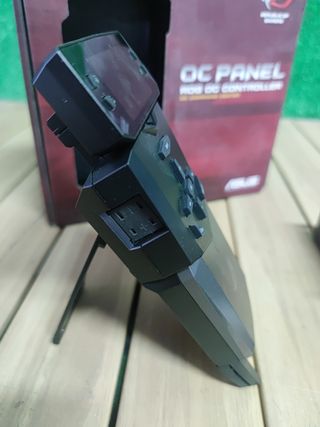 Pannello frontale di monitoraggio Asus OC Nero