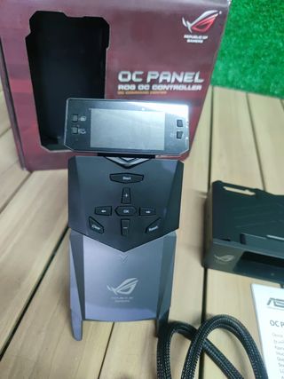 Pannello frontale di monitoraggio Asus OC Nero