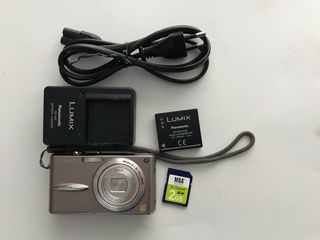 Cámara Panasonic Lumix DCM-FX30 Plata