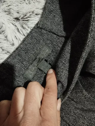 Falda de invierno gris