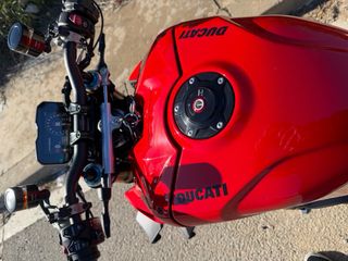 Ducati Streetfighter V4S 2023