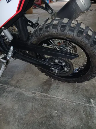 Yamaha Tenere 700 A2 Blanca/Roja