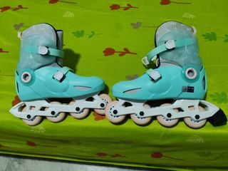 Patines en línea color turquesa talla 34-36