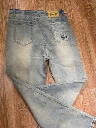 Pantalones vaqueros Burberry azules