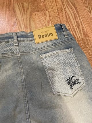 Pantalones vaqueros Burberry azules