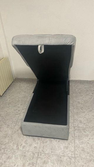 Diván gris de tela PRECIO NEGOCIABLE