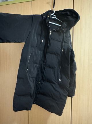 Abrigo negro Zara invierno