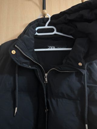 Abrigo negro Zara invierno
