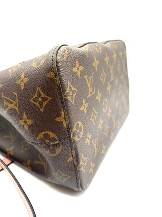 Louis Vuitton NeoNoé Monogram PM Rosa