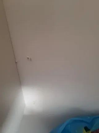 Armario Escobero Laminado Beige/Marrón