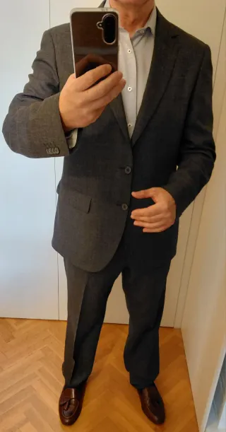 Traje Dustín Gris Nuevo Sin Etiquetas