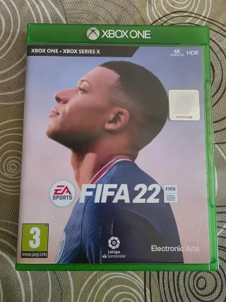 Xbox One con 2 mandos y 4 juegos