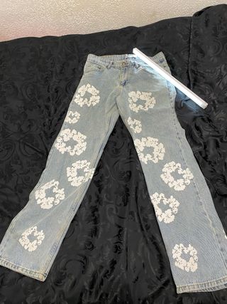 Pantalón vaquero Denim Tears flores
