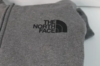 Sudadera The North Face Gris