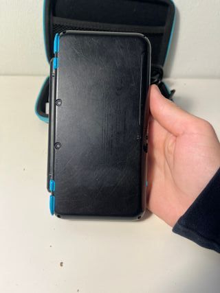 New Nintendo 2DS XL Negra y Azul
