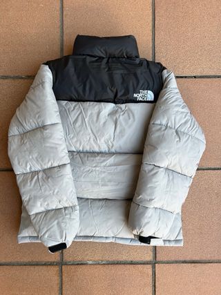 The North Face Chaqueta Negra y Gris