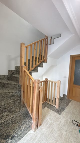 acuchillado y barnizado