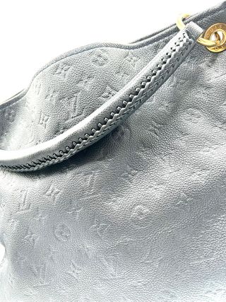 Louis Vuitton Artsy Monogram Empreinte Nero