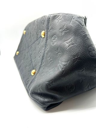 Louis Vuitton Artsy Monogram Empreinte Nero