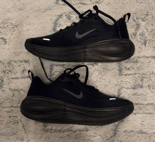 Nike Vomero Plus Triple Black