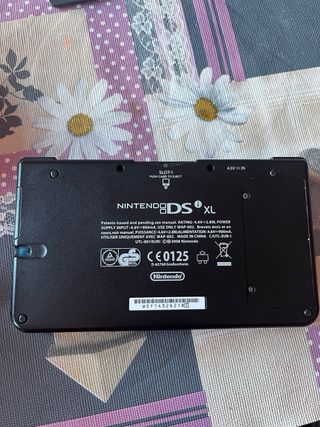 Lote de 11 juegos de nintendo DSi+nintendo