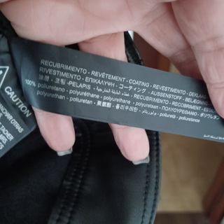 Pantalón marine efecto piel Zara negro Talla 38