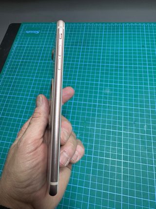 iPhone 8 Plus Rosa Champagne