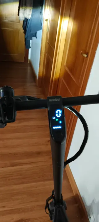 Patinete Eléctrico Ninebot Segway F2 Pro