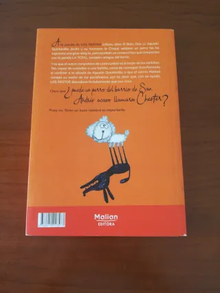 LOBO A MEDIAS Y UN MONTÓN