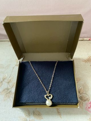 Colgante Corazón dorado con Perla y circonita