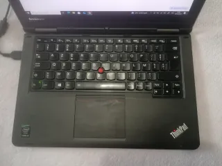 Portátil Lenovo ThinkPad Yoga