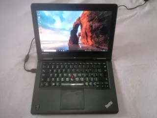 Portátil Lenovo ThinkPad Yoga