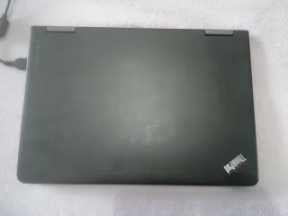 Portátil Lenovo ThinkPad Yoga