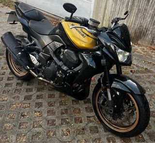 Kawasaki Z750R