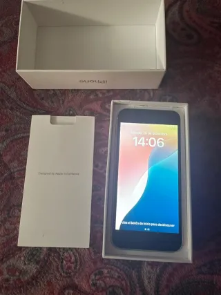 iPhone SE (2020) 64GB