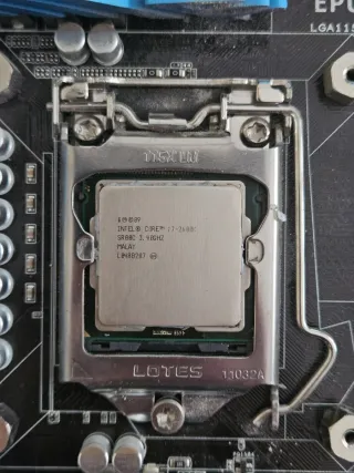 Placa Base ASUS + CPU i7 + RAM ddr3 + Grafica 360